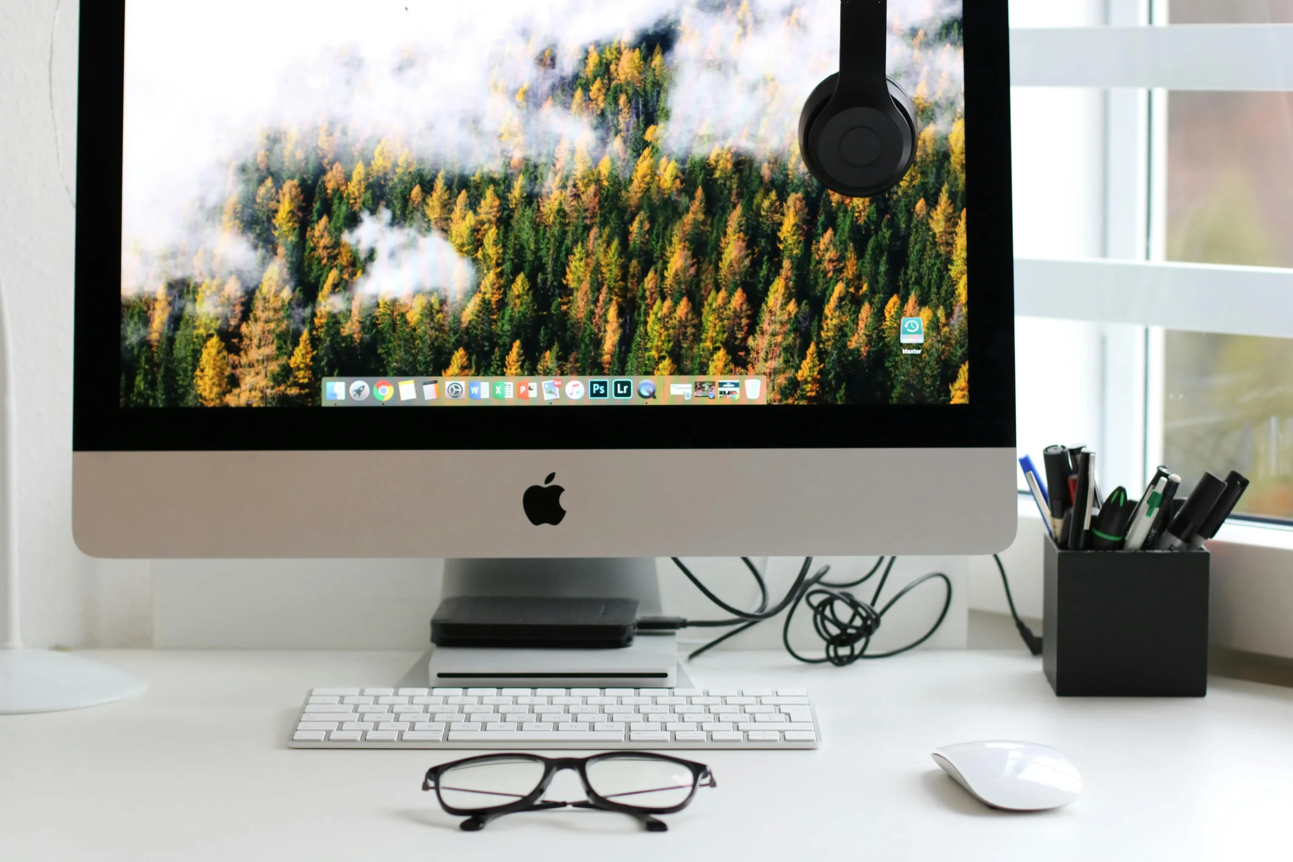 thiết kế website laravel